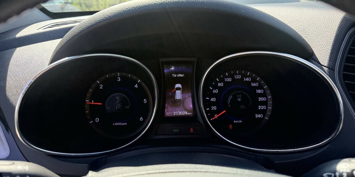 Hyundai Santa Fe 2.2 CRDi Premium 4WD Automatik Kamera Xen 213.000 km 9.900 &euro; Altdorf 84032