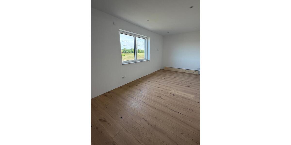 Etagenwohnung Ergolding - 4 Zimmer, 130 m&sup2;, 2.150&euro; | Angebot:26560529