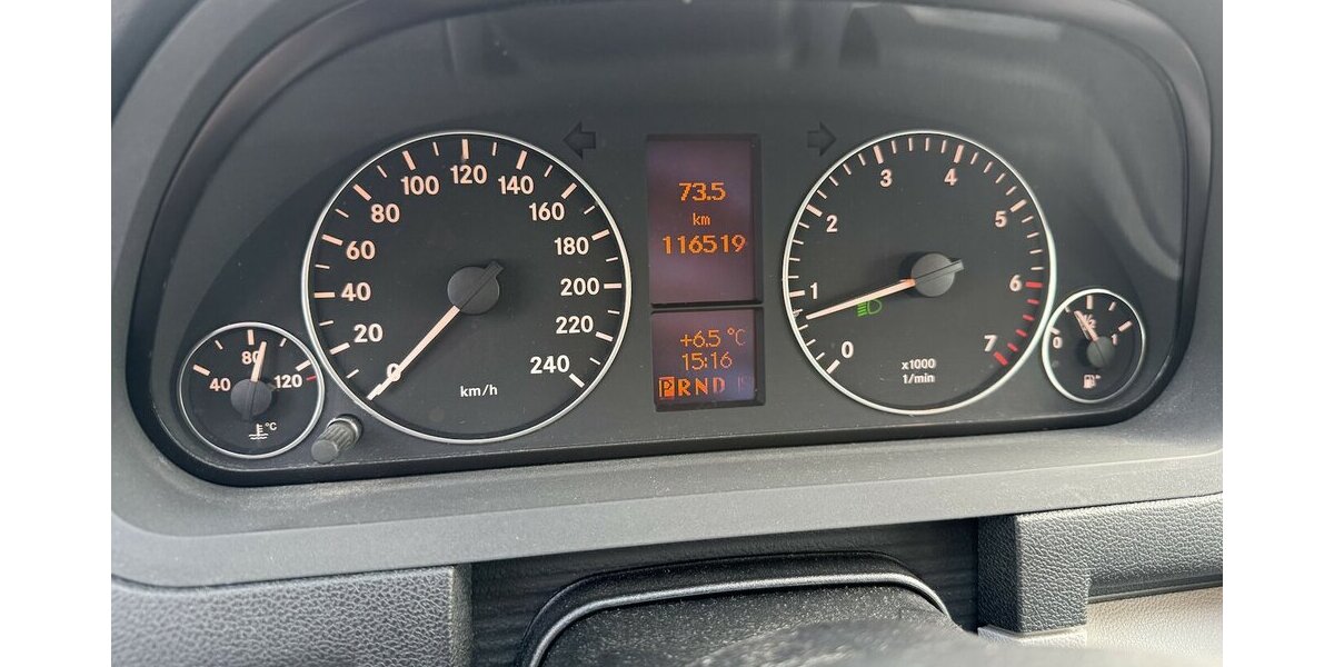 Mercedes-Benz A 200 Avantgarde Automatik Xenon Leder Alu 116.400 km 6.800 &euro; Altdorf 84032