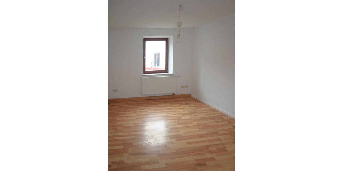 Einfamilienhaus Velden - 7 Zimmer, 140 m&sup2;, 1.300&euro; | Angebot:23660225