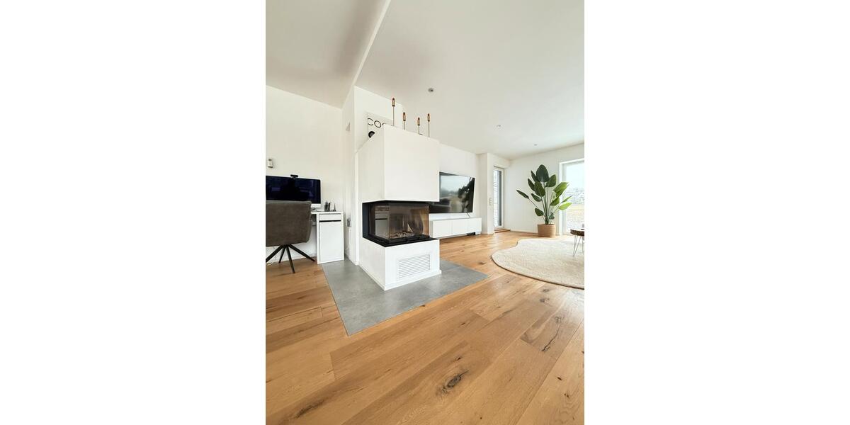 Erdgeschoßwohnung Kumhausen - 3.5 Zimmer, 145 m&sup2;, 1.900&euro; | Angebot:25990720