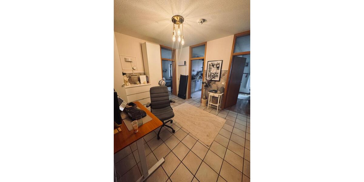 Hochparterre Landshut - 2.5 Zimmer, 61 m&sup2;, 1.150&euro; | Angebot:25989118