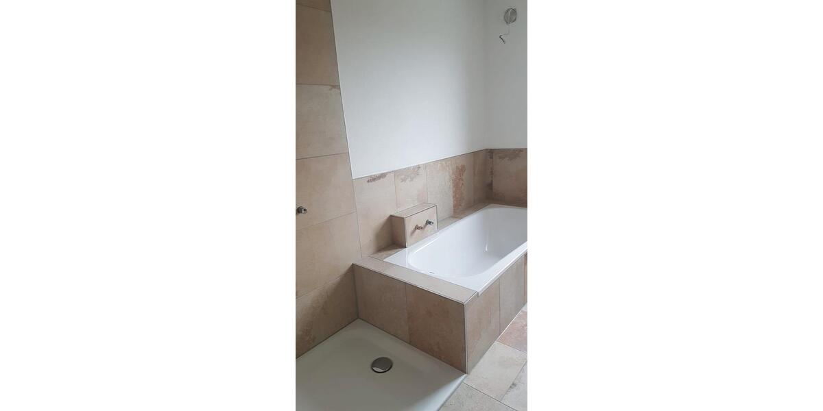 Etagenwohnung Ergoldsbach Langenhettenbach - 3 Zimmer, 94 m&sup2;, 1.050&euro; | Angebot:27602103