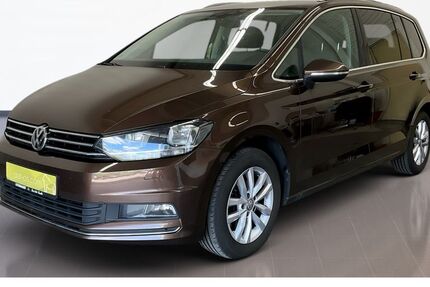 VW Touran 132.420 km 17.980 &euro; Vilsbiburg 84137