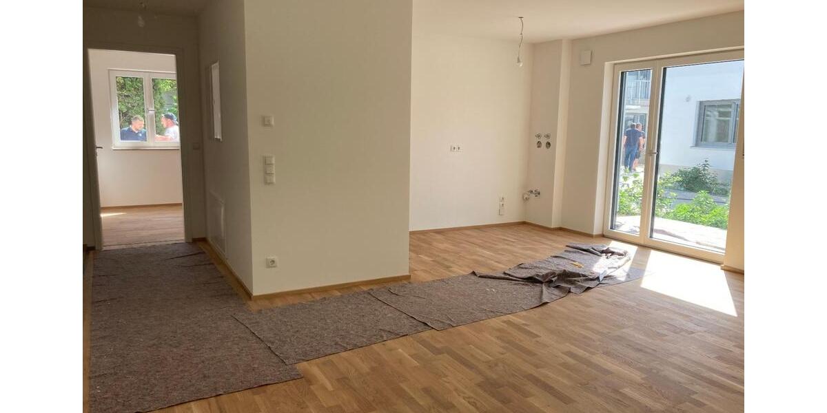 Erdgeschoßwohnung Kumhausen - 2.5 Zimmer, 90 m&sup2;, 1.190&euro; | Angebot:24356527