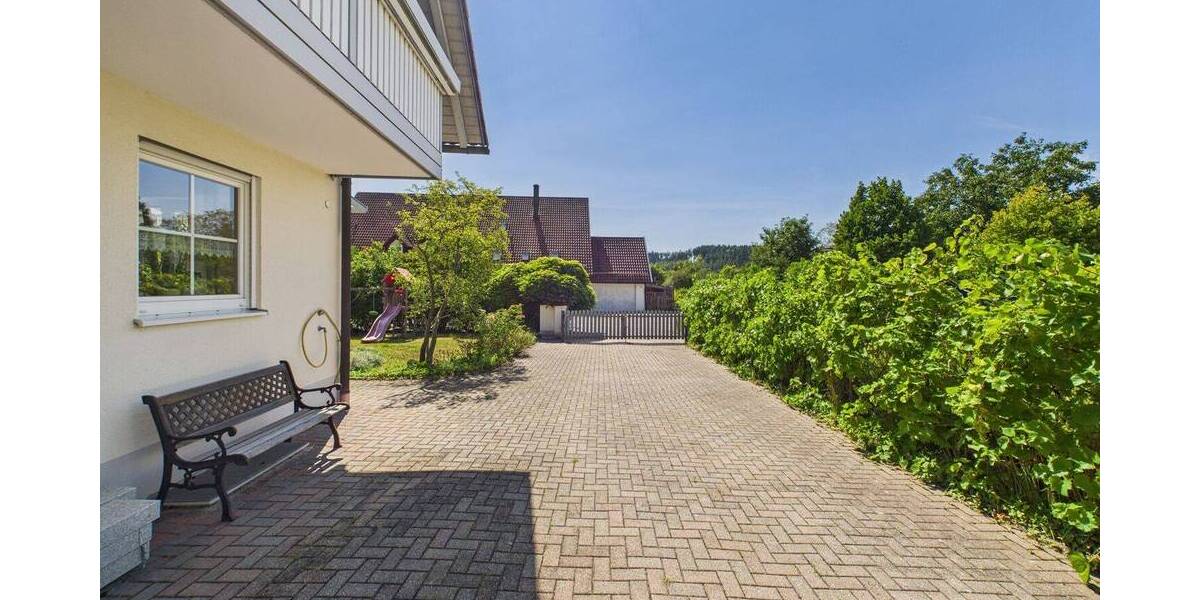 Doppelhaushälfte Altdorf Pfettrach - 6 Zimmer, 155 m&sup2;, 635.000&euro; | Angebot:25695135