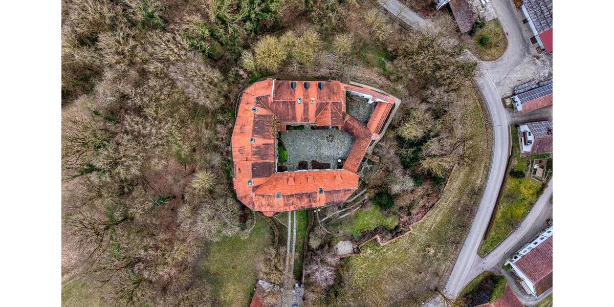 Maisonettenwohnung Hohenthann - 4 Zimmer, 98 m&sup2;, 1.390&euro; | Angebot:25793841