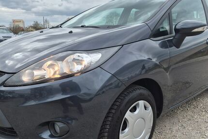 Ford Fiesta 77.800 km 3.990 &euro; Landshut 84030
