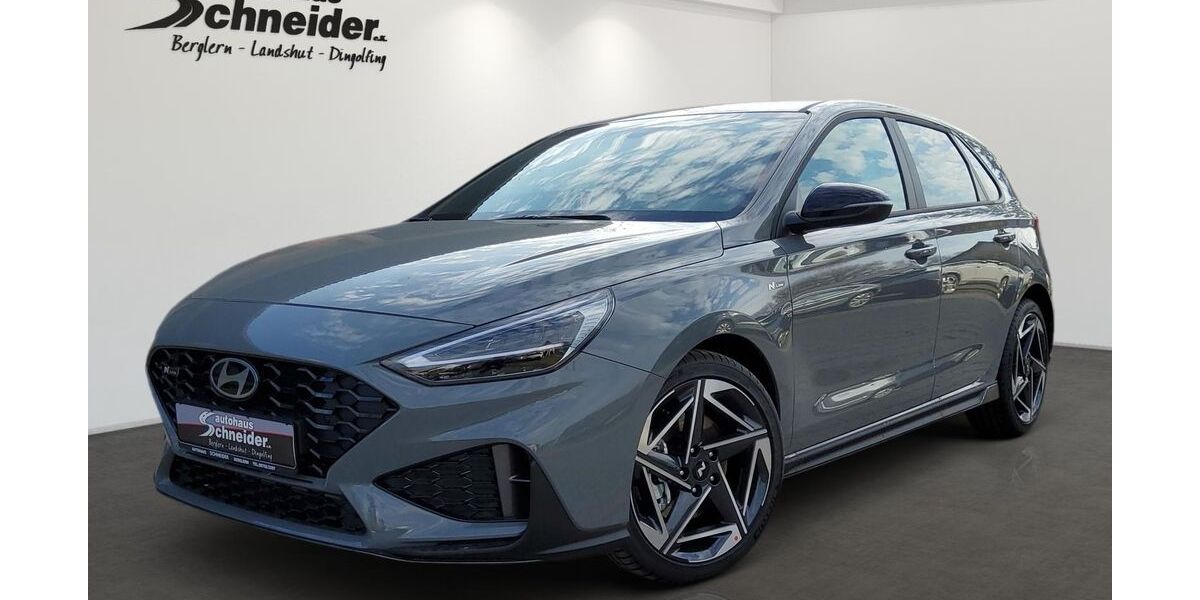 Hyundai i30 7.900 km 27.490 &euro; Landshut 84030