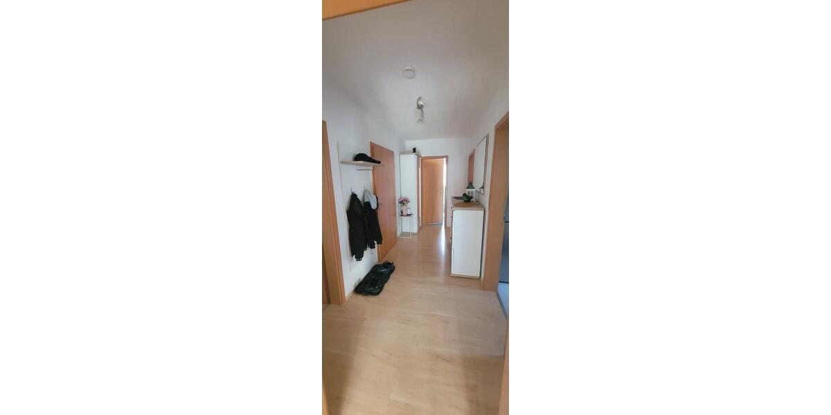 Erdgeschoßwohnung Dingolfing - 3 Zimmer, 71 m&sup2;, 1.120&euro; | Angebot:26639961