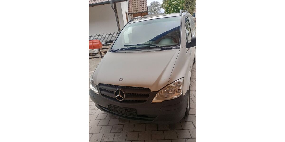 Mercedes-Benz Vito 176.000 km 8.899 &euro; Essenbach 84051