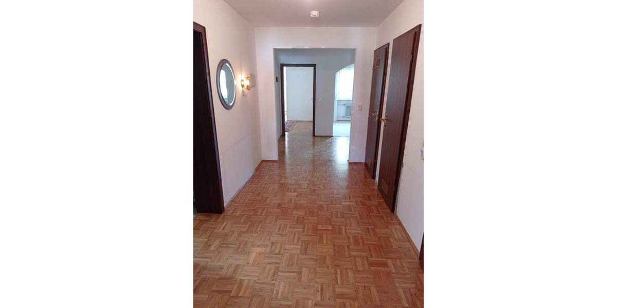 Etagenwohnung Landshut Nikola - 4 Zimmer, 104 m&sup2;, 399.000&euro; | Angebot:25686301