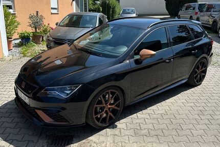 Seat Leon 95.000 km 25.490 &euro; Kumhausen 84036