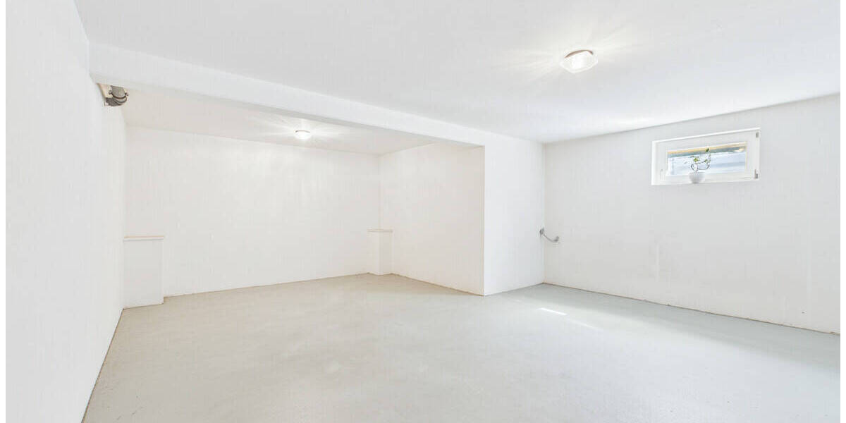 Reihenmittelhaus Landshut West - 5 Zimmer, 155 m&sup2;, 695.000&euro; | Angebot:26017423