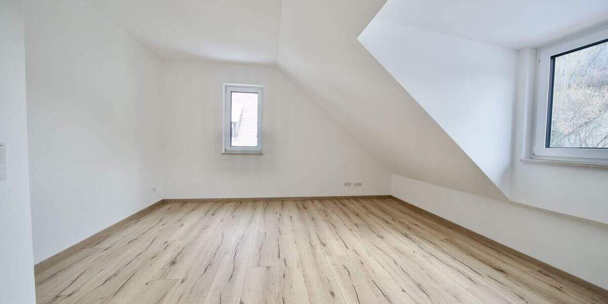 Doppelhaushälfte Landshut Schönbrunn - 6 Zimmer, 159 m&sup2;, 679.000&euro; | Angebot:25675062