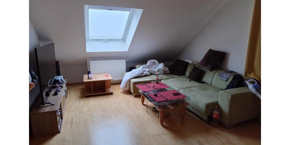 Dachgeschoßwohnung Ergolding - 2 Zimmer, 50 m&sup2;, 710&euro; | Angebot:25715345
