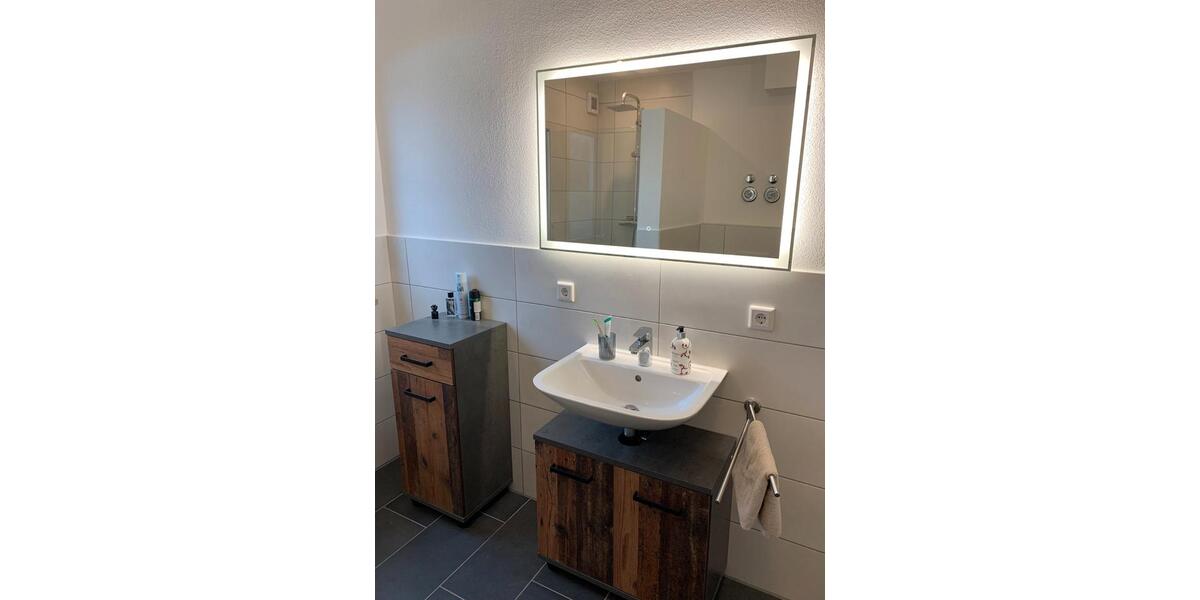 Etagenwohnung Rottenburg an der Laaber - 2 Zimmer, 65 m&sup2;, 690&euro; | Angebot:26498608
