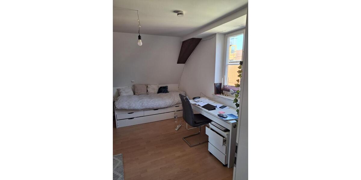 Etagenwohnung Landshut - 2.5 Zimmer, 72 m&sup2;, 1.050&euro; | Angebot:26535679