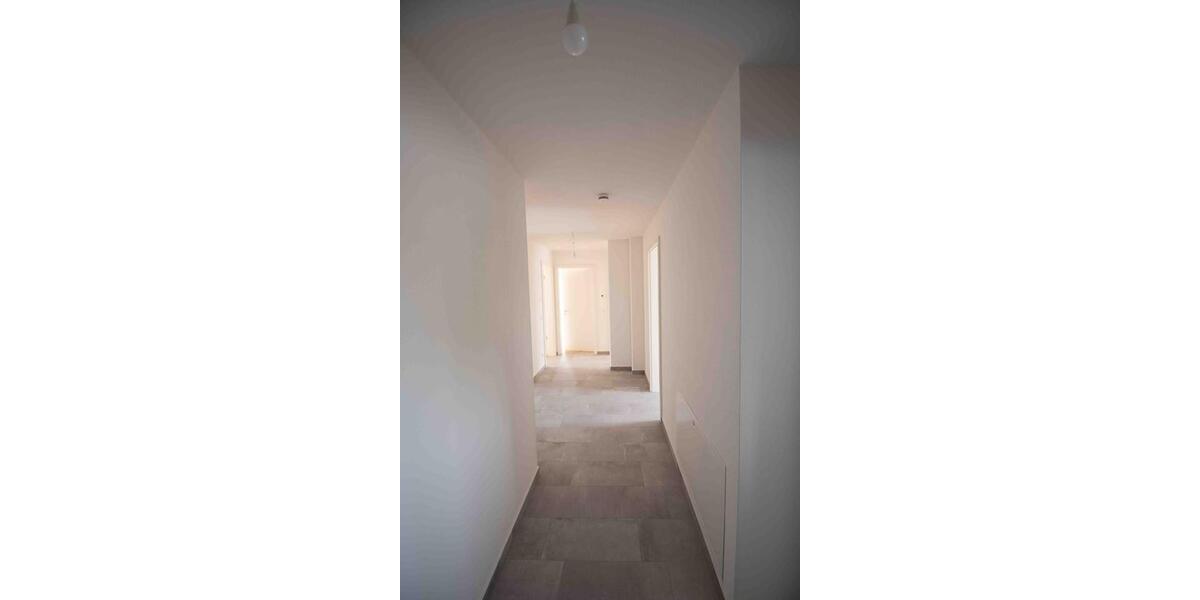 Etagenwohnung Bockhorn - 4 Zimmer, 102 m&sup2;, 1.950&euro; | Angebot:26398526
