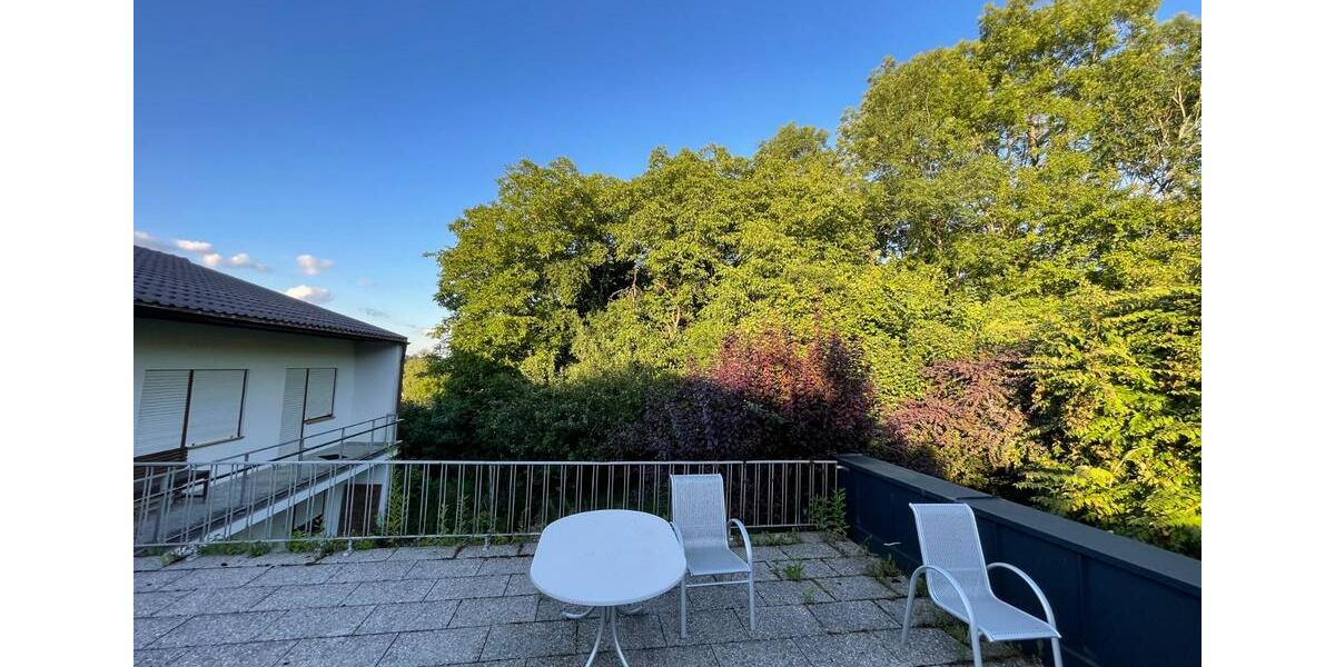 Einfamilienhaus Kumhausen - 7 Zimmer, 190 m&sup2;, 2.000&euro; | Angebot:25977749