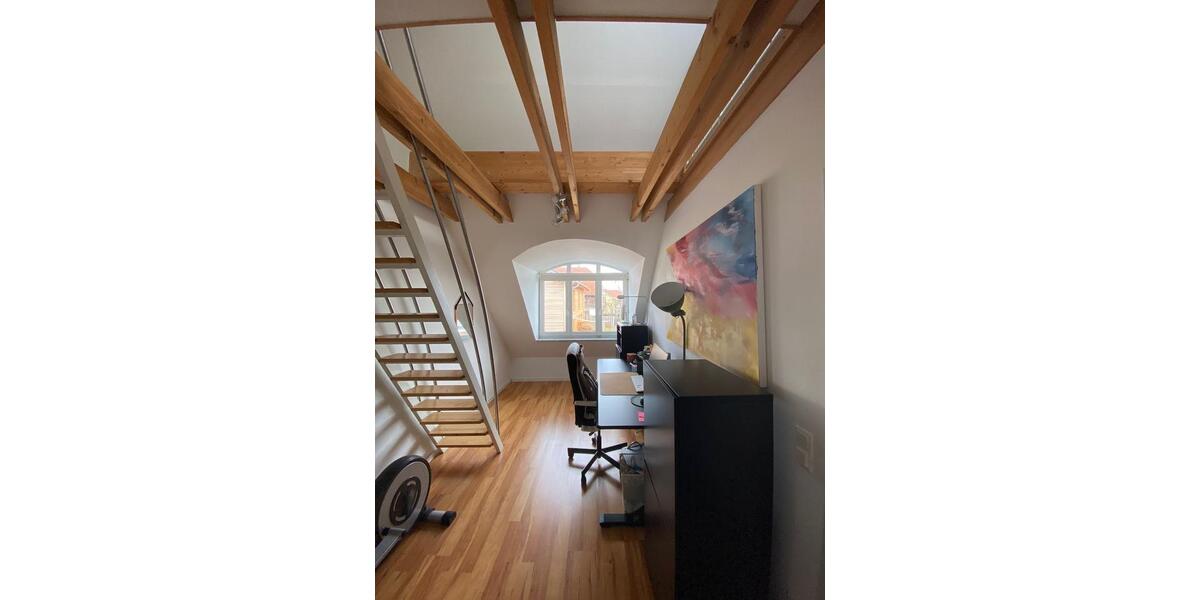 Dachgeschoßwohnung Altdorf - 3 Zimmer, 99 m&sup2;, 1.335&euro; | Angebot:25945362