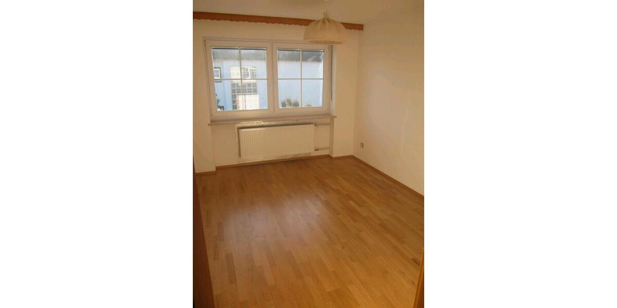 Doppelhaushälfte Essenbach - 6 Zimmer, 110 m&sup2;, 565.000&euro; | Angebot:25715960