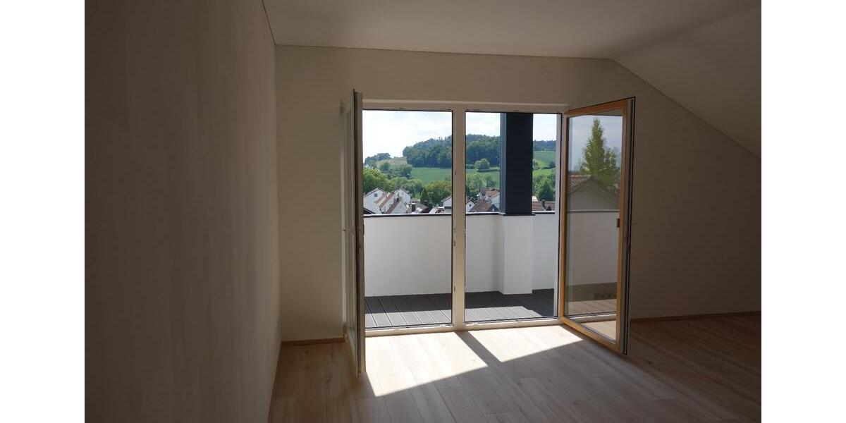 Dachgeschoßwohnung Bruckberg - 4 Zimmer, 149 m&sup2;, 420.000&euro; | Angebot:26984630