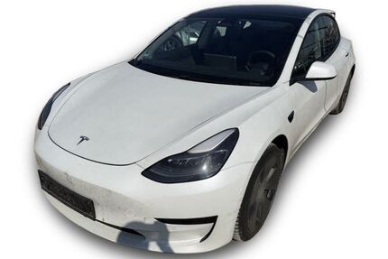 Tesla Model 3 95.857 km 21.493 &euro; Ergolding 84030