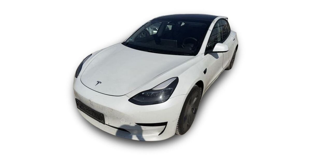 Tesla Model 3 95.857 km 21.493 &euro; Ergolding 84030