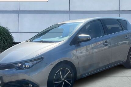 Toyota Auris 60.000 km 15.990 &euro; Landshut 84030