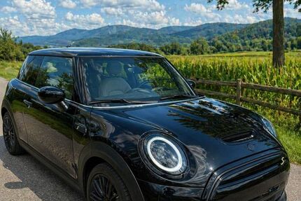 Mini Cooper SE 28.000 km 18.999 &euro; Mauern 85419