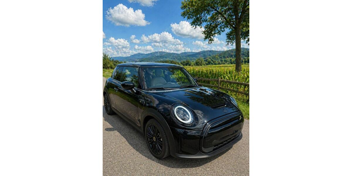 Mini Cooper SE 28.000 km 18.999 &euro; Mauern 85419