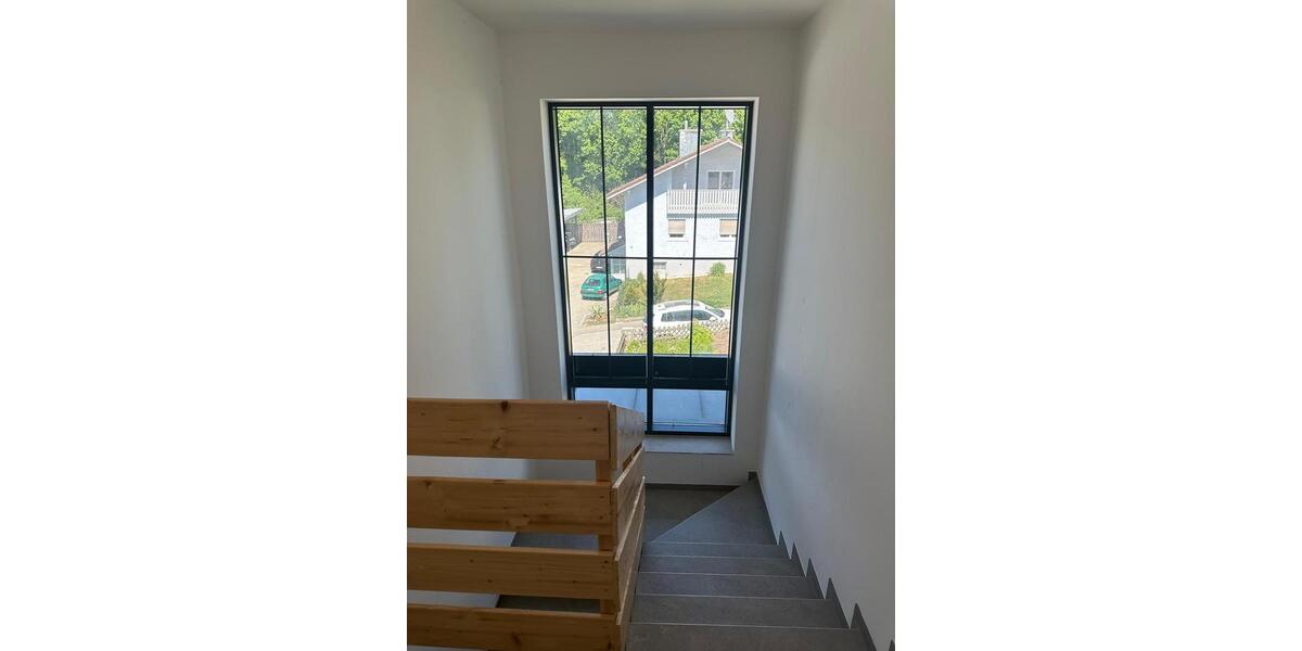 Etagenwohnung Dingolfing - 3 Zimmer, 68 m&sup2;, 1.100&euro; | Angebot:27612372