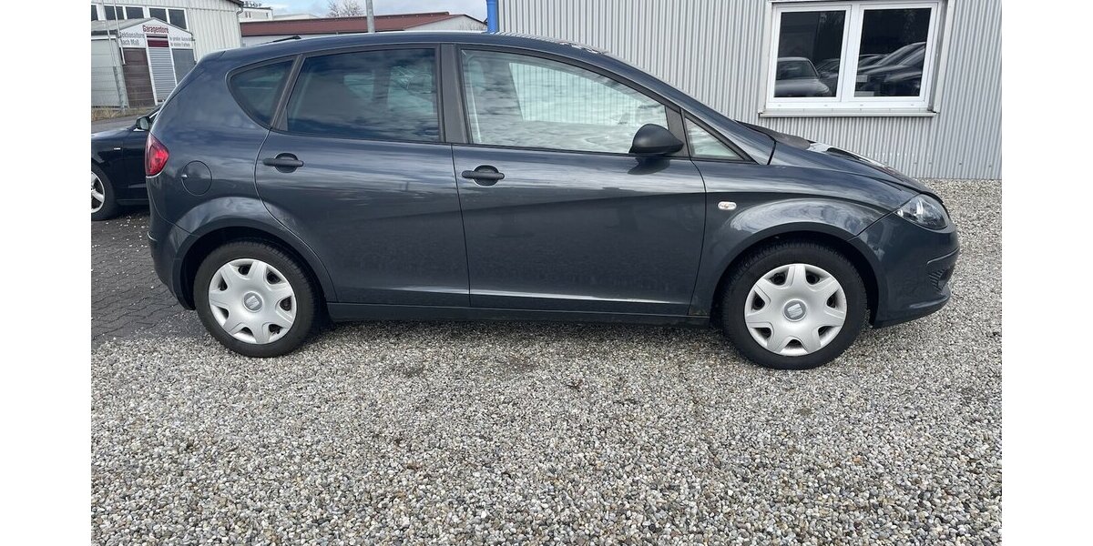 Seat Altea Avila 1.6i Klima PDC Euro4 207.000 km 2.000 &euro; Altdorf 84032