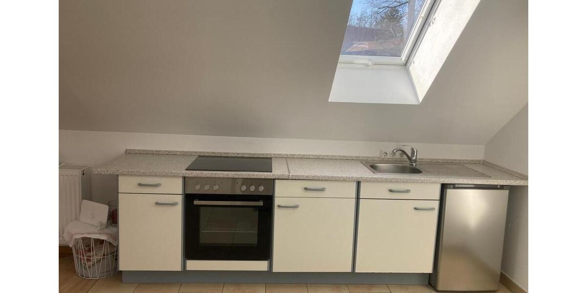 Dachgeschoßwohnung Gerzen - 1 Zimmer, 30 m&sup2;, 340&euro; | Angebot:25827623