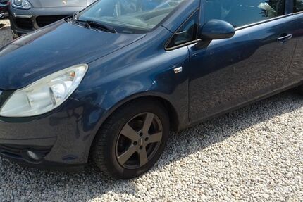 Opel Corsa 178.000 km 1.890 &euro; Landshut 84030