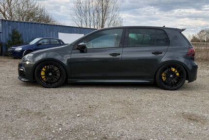 VW Golf 122.000 km 13.990 &euro; Mallersdorf-Pfaffenberg 84066