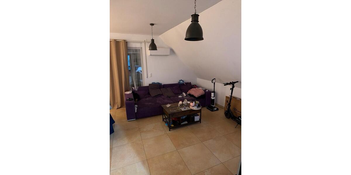 Dachgeschoßwohnung Landshut - 2 Zimmer, 71 m&sup2;, 1.120&euro; | Angebot:25965975
