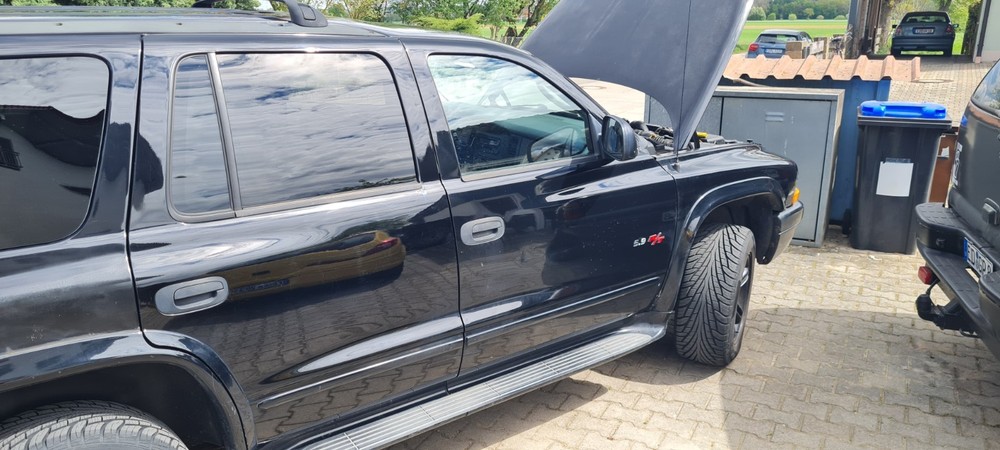 Dodge Durango 320.000 km 3.900 &euro; Berglern 85459