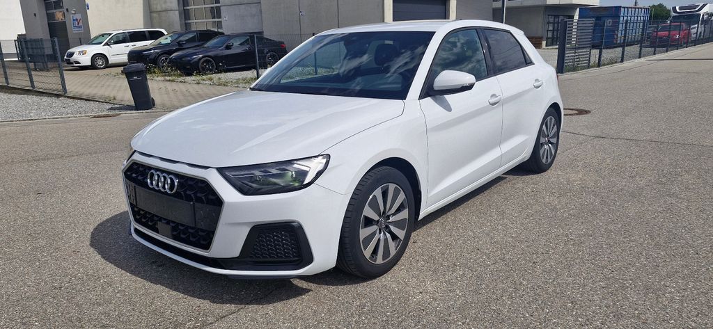 Audi A1 109.000 km 15.500 &euro; Altdorf/Landshut 84032