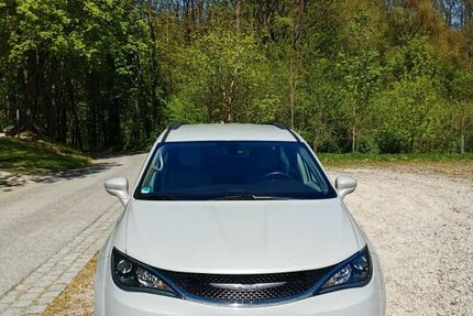 Chrysler Pacifica 164.500 km 16.500 &euro; Hohenthann 84098
