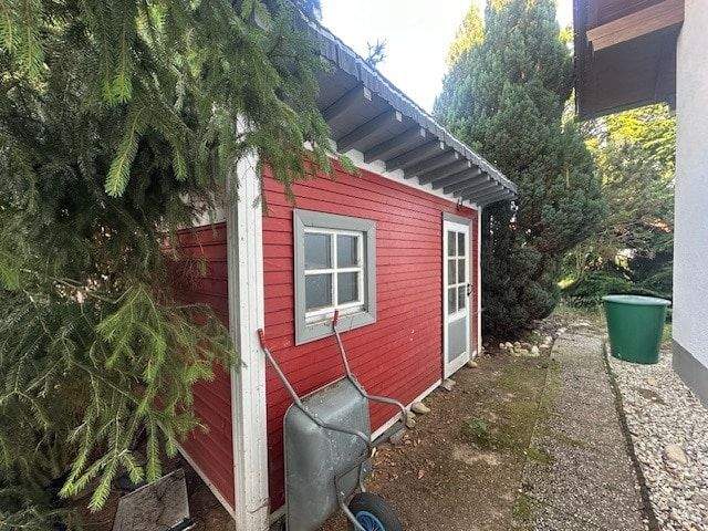 Einfamilienhaus Mengkofen - 7 Zimmer, 162 m&sup2;, 495.000&euro; | Angebot:25685623