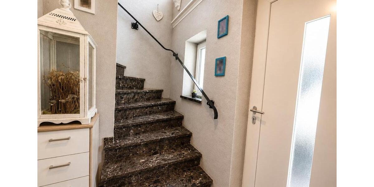 Mehrfamilienhaus, Wohnhaus Weng Hinzlbach - 11 Zimmer, 230 m&sup2;, 548.000&euro; | Angebot:26959521