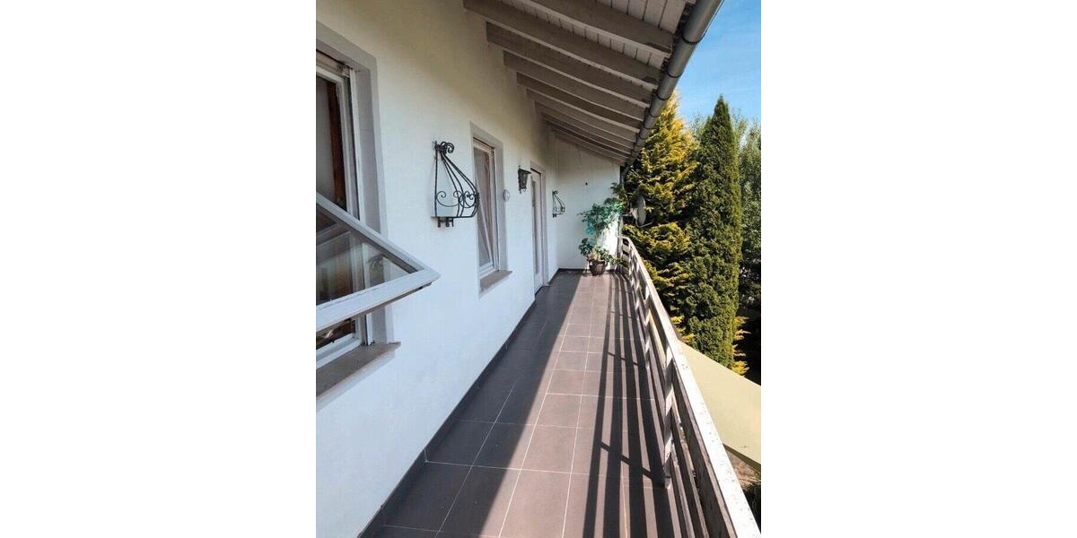 Etagenwohnung Buch am Erlbach - 3 Zimmer, 110 m&sup2;, 1.000&euro; | Angebot:23717411