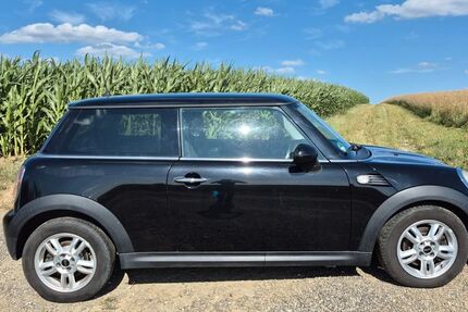 Mini ONE 237.750 km 2.499 &euro; Vilsheim 84186
