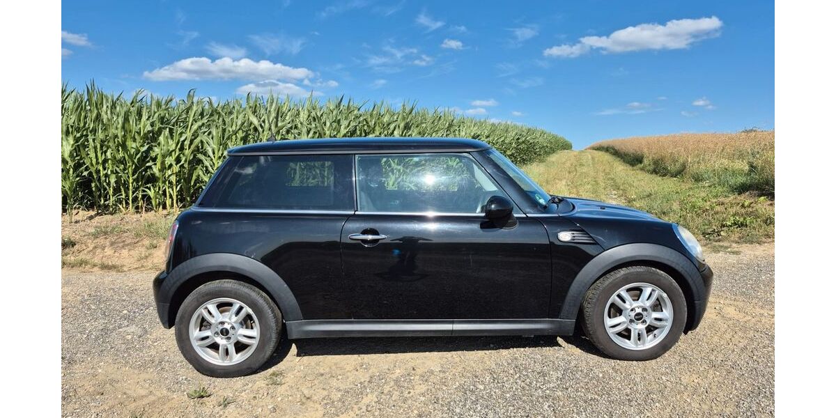 Mini ONE 237.750 km 2.499 &euro; Vilsheim 84186
