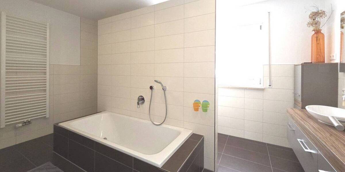 Einfamilienhaus Essenbach - 6 Zimmer, 182 m&sup2;, 695.000&euro; | Angebot:26360191