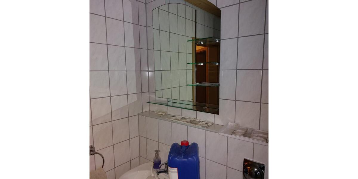 Dachgeschoßwohnung Niederaichbach - 4 Zimmer, 110 m&sup2;, 900&euro; | Angebot:25406645