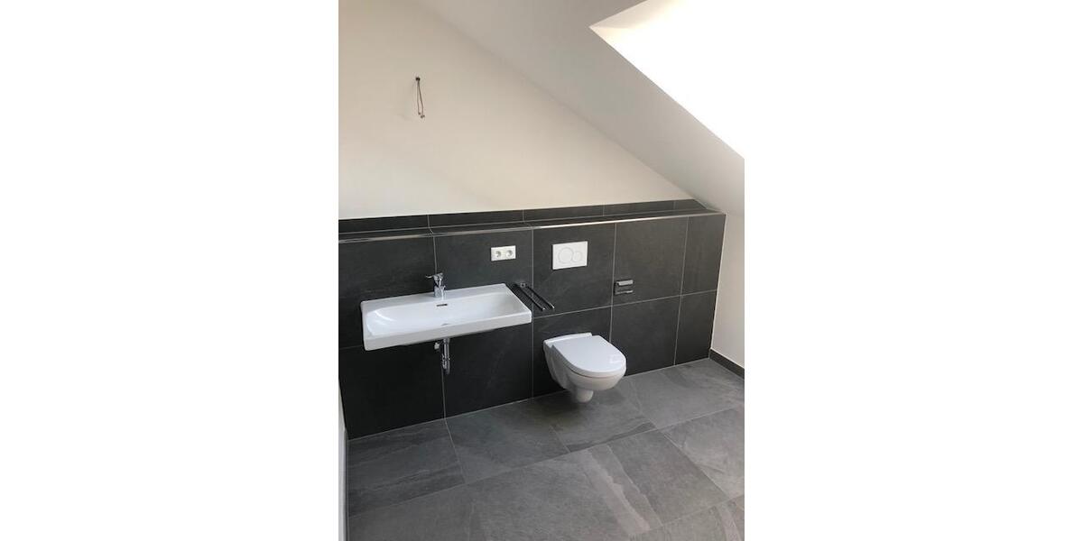 Dachgeschoßwohnung Taufkirchen (Vils) - 4 Zimmer, 140 m&sup2;, 1.540&euro; | Angebot:27609513
