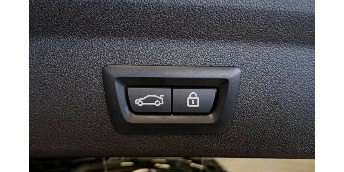 BMW 118i MSport Navi Prof,HUD,Pan.Dach,NP: 59.671 28.500 km 29.290 &euro; Landshut 84030